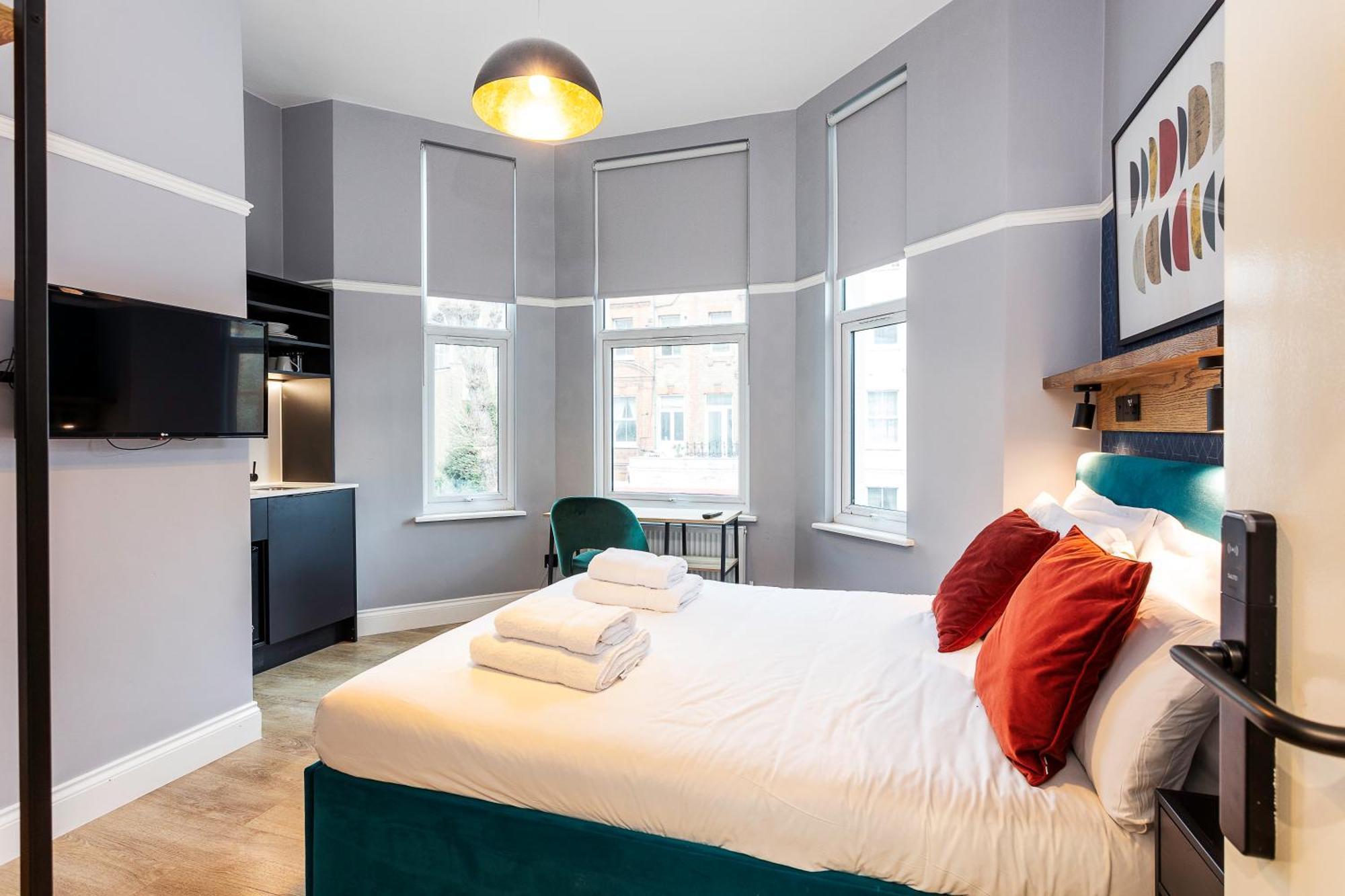 Kensington Rooms - Warwick Road Лондон Экстерьер фото